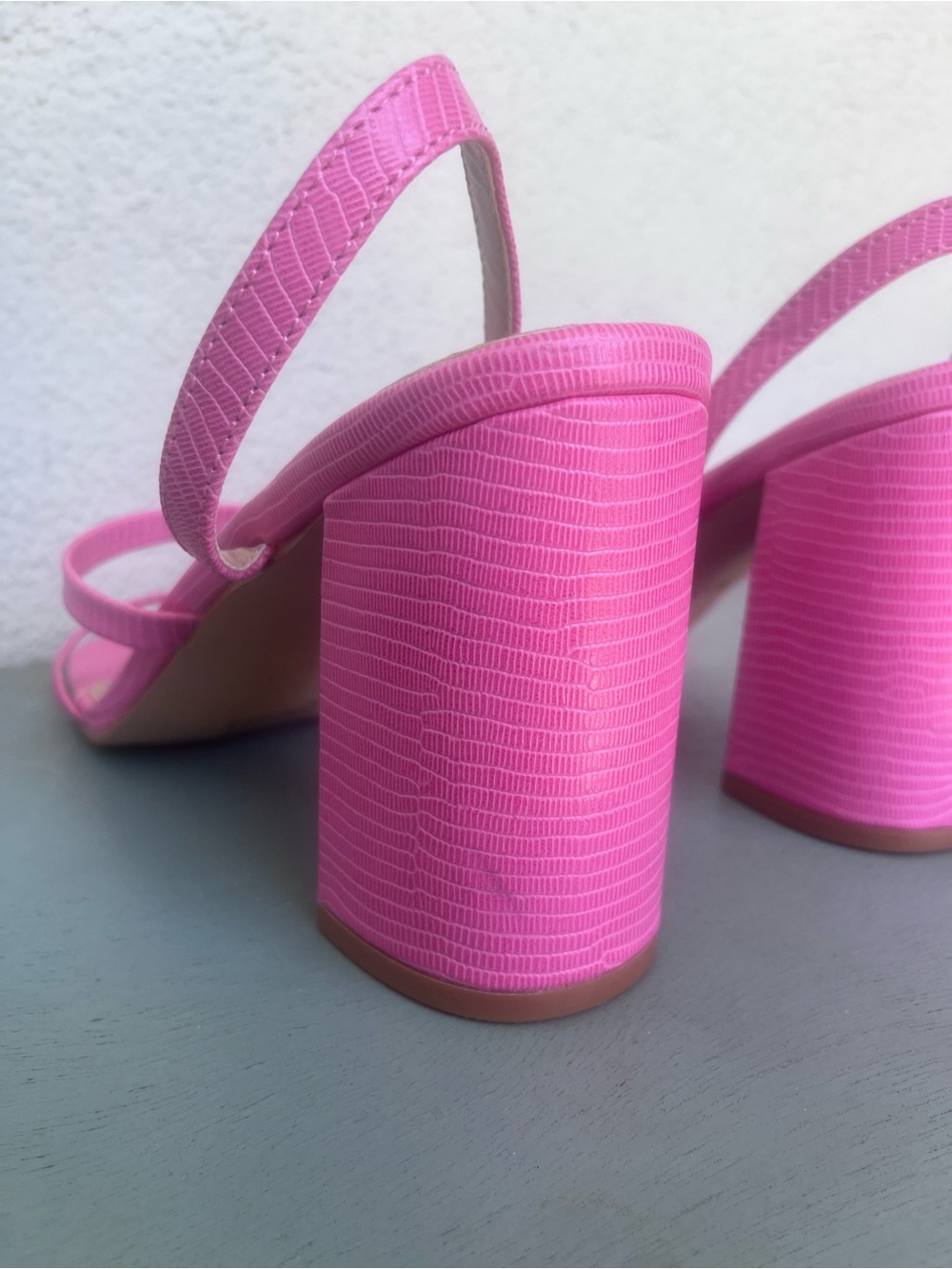 Pink Strappy Block Heel Sandals Faux Croc, NWOT - Picture 6 of 8